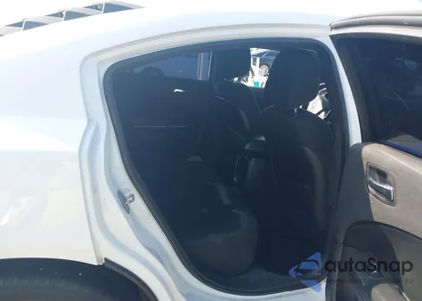 2014 Dodge Charger Sxt z USA, uszkodzony, nr VIN 2C3CDXHG8EH287560